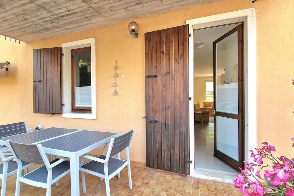 Europa Pool Apartment Bardolino Luaran gambar
